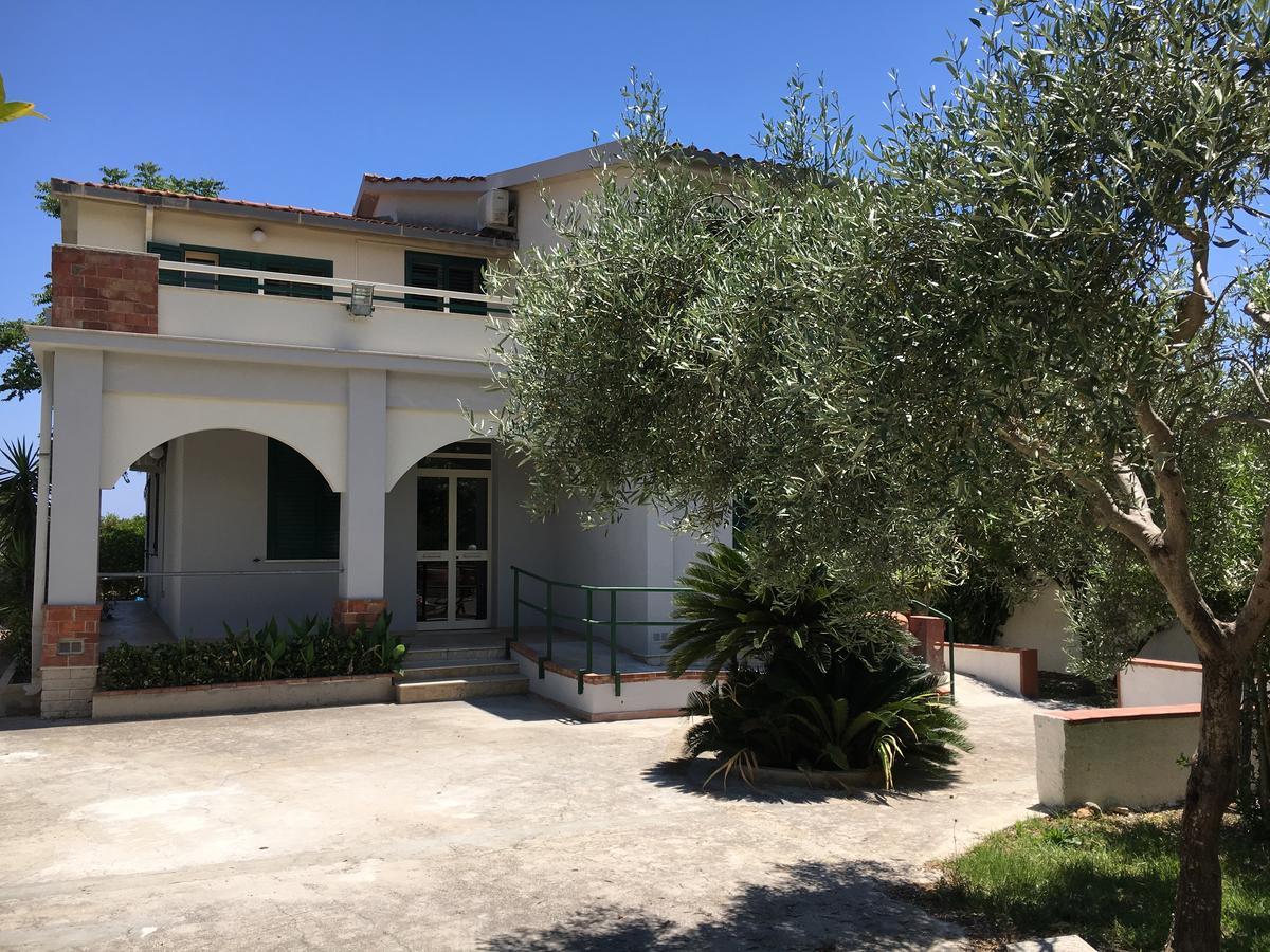 Villa Del Falso Pepe 아볼라 외부 사진