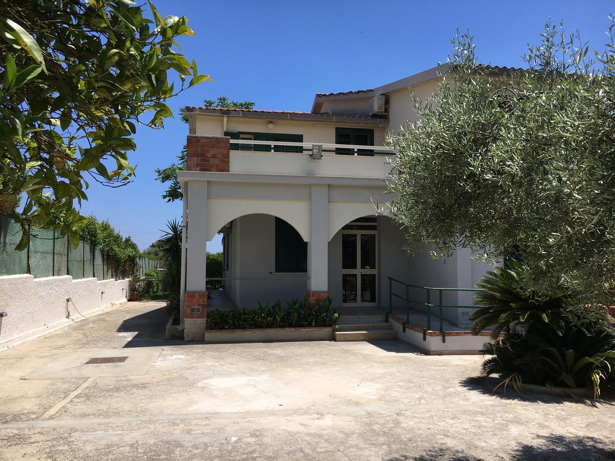 Villa Del Falso Pepe 아볼라 외부 사진